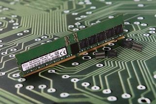 Držte si klobouky. To, o kolik zdraží paměti během aktuálního čtvrtletí, může být největší šok v historii